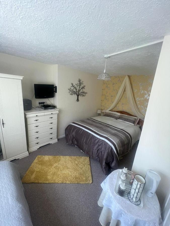 Bed and Breakfast Broadmoor Farm à Kilgetty Extérieur photo